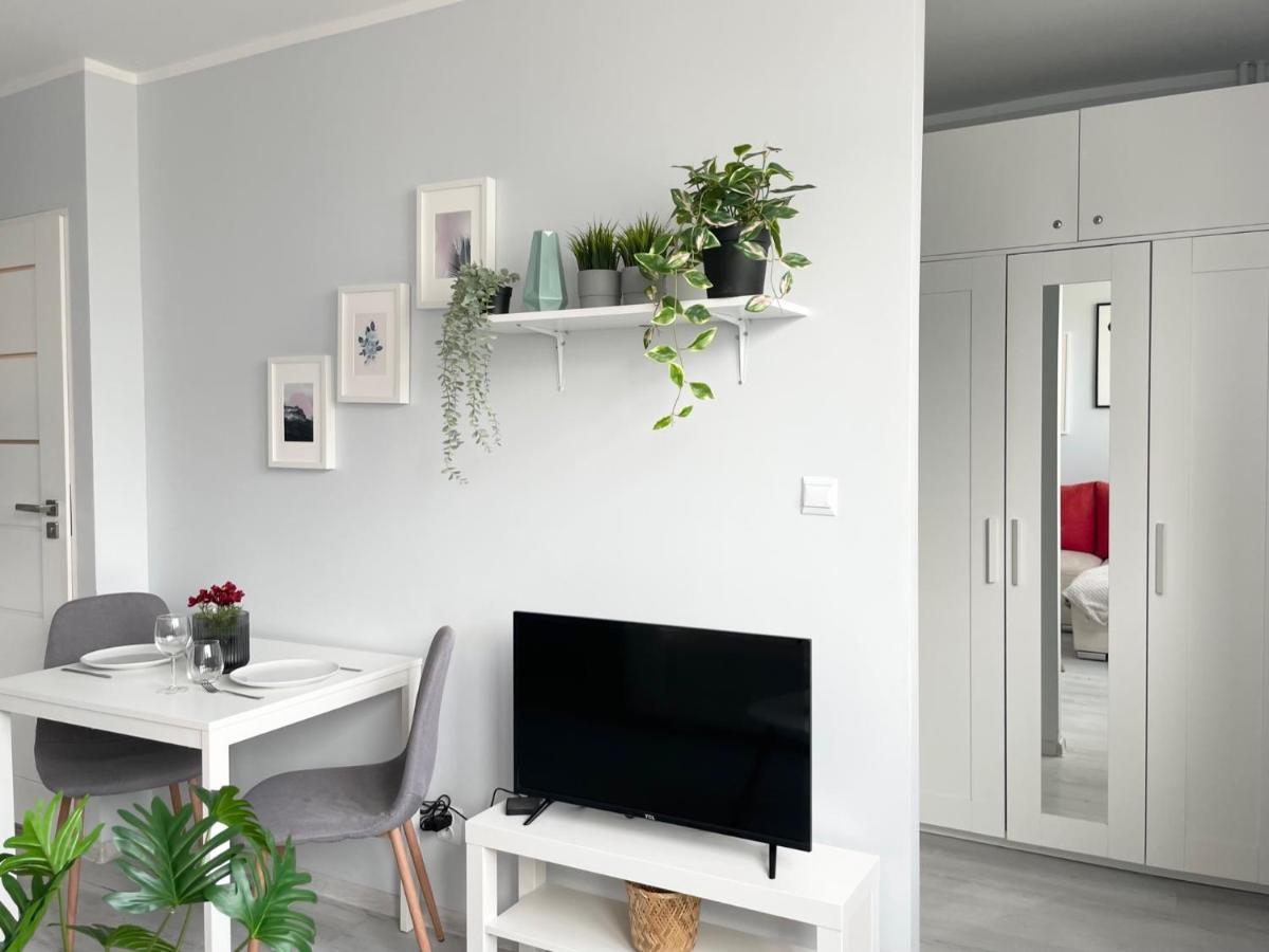 Zielińskiego Apartment ~ Self Check-In 24 ~ Parking&Lift Wrocław Zewnętrze zdjęcie
